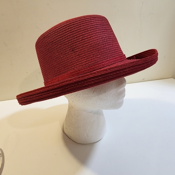 VILLAGER by Liz Clairbone red straw hat - Picture 7 of 8